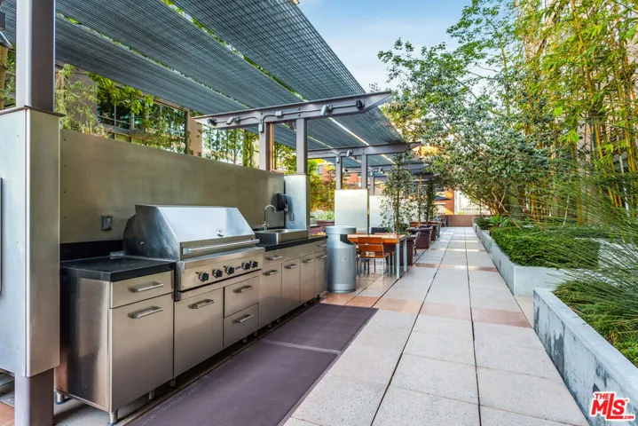 1111 S Grand Avenue 915, Los Angeles, California 90015