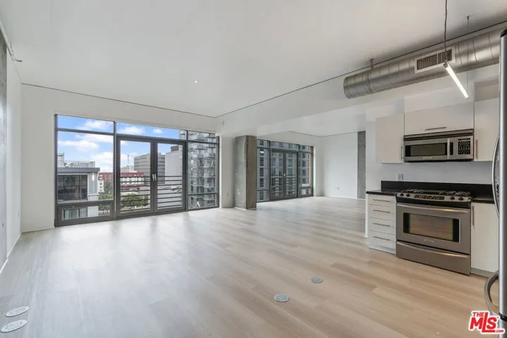 1111 S Grand Avenue 915, Los Angeles, California 90015