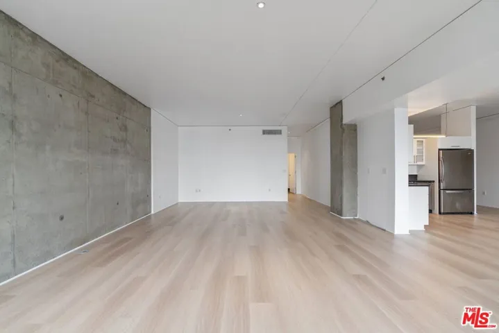 1111 S Grand Avenue 915, Los Angeles, California 90015