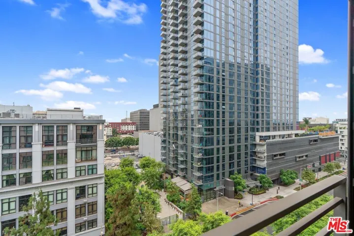 1111 S Grand Avenue 915, Los Angeles, California 90015