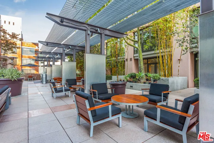 1111 S Grand Avenue 915, Los Angeles, California 90015