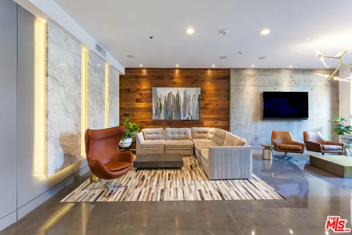 1111 S Grand Avenue 915, Los Angeles, California 90015