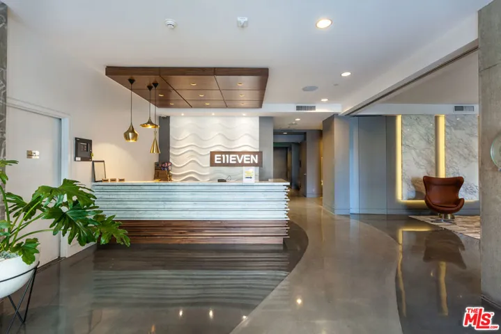 1111 S Grand Avenue 915, Los Angeles, California 90015