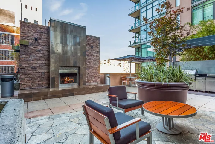 1111 S Grand Avenue 915, Los Angeles, California 90015