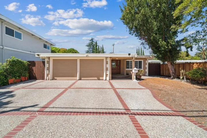 258 Thompson Avenue, Mountain View, California 94043