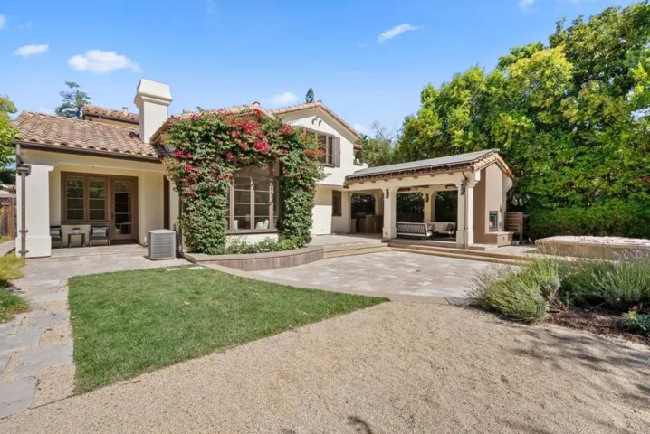 866 Seale Avenue, Palo Alto, California 94303