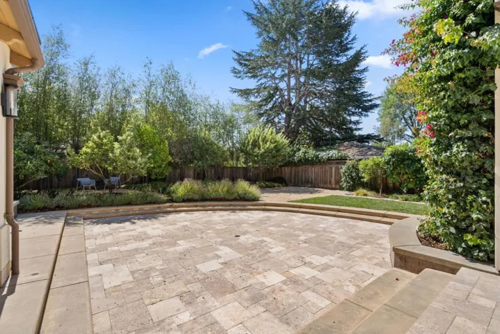 866 Seale Avenue, Palo Alto, California 94303