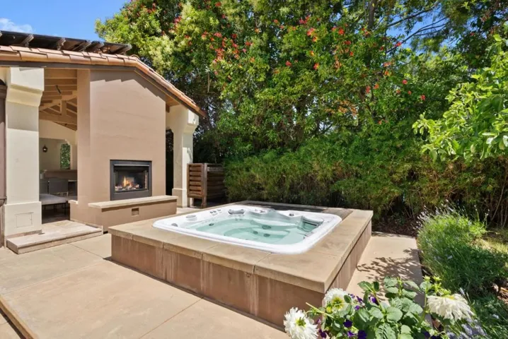 866 Seale Avenue, Palo Alto, California 94303
