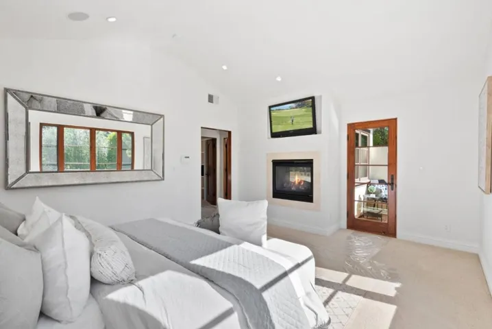 866 Seale Avenue, Palo Alto, California 94303