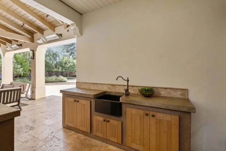 866 Seale Avenue, Palo Alto, California 94303