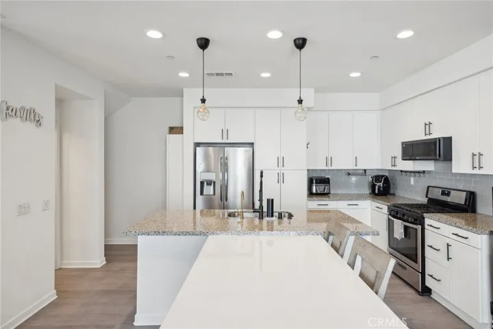117 N 5th Street A, Montebello, California 90640