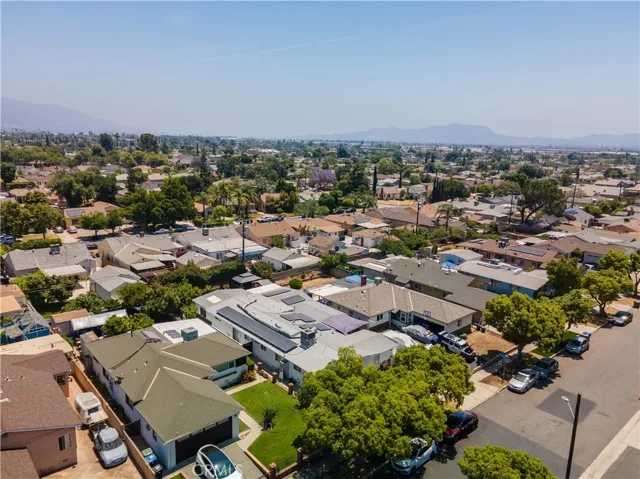 7732 Lemp Avenue, North Hollywood, California 91605