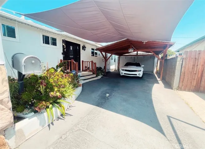 7732 Lemp Avenue, North Hollywood, California 91605