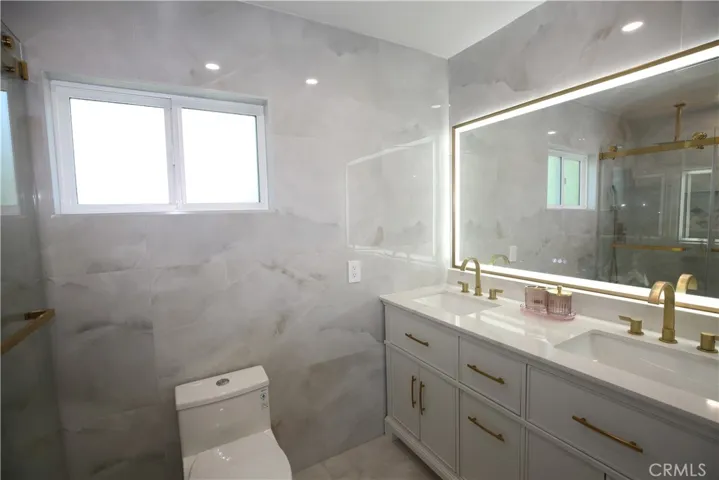 11027 Haskell Avenue, Granada Hills, California 91344