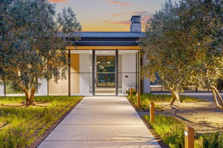 16 Touche, Carmel, California 93923