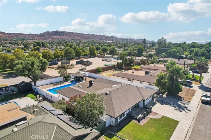 41559 Lomas Street, Hemet, California 92544
