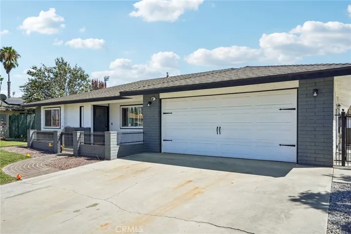 41559 Lomas Street, Hemet, California 92544