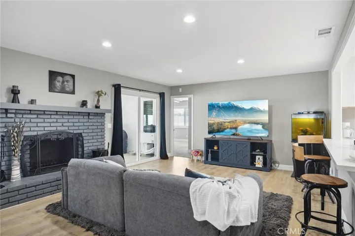 41559 Lomas Street, Hemet, California 92544