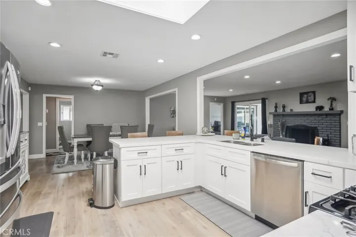 41559 Lomas Street, Hemet, California 92544