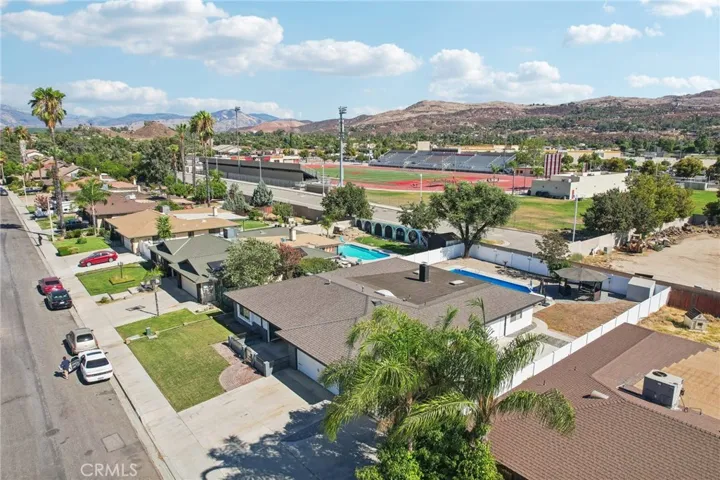 41559 Lomas Street, Hemet, California 92544
