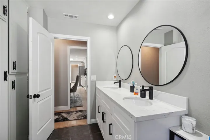 41559 Lomas Street, Hemet, California 92544