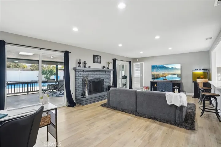 41559 Lomas Street, Hemet, California 92544