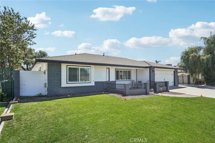 41559 Lomas Street, Hemet, California 92544
