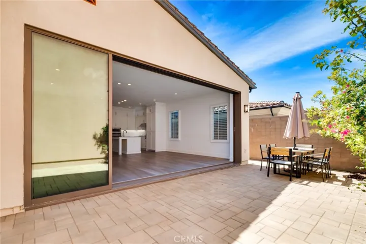 105 Vigna, Irvine, California 92602