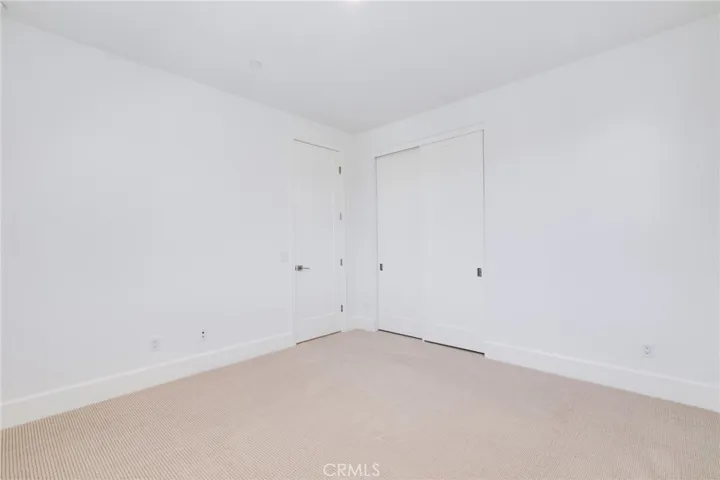 105 Vigna, Irvine, California 92602