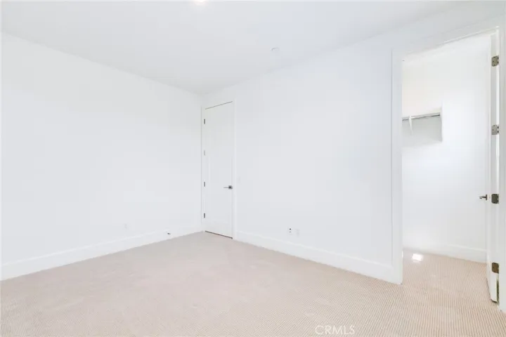 105 Vigna, Irvine, California 92602