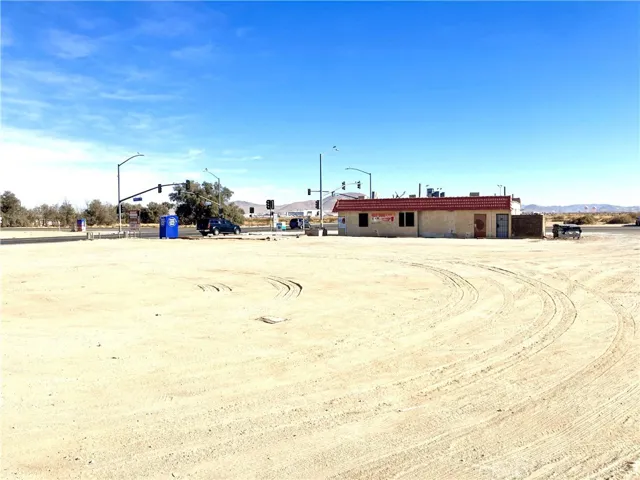 Air Expressway & Adelanto Rd Intersection