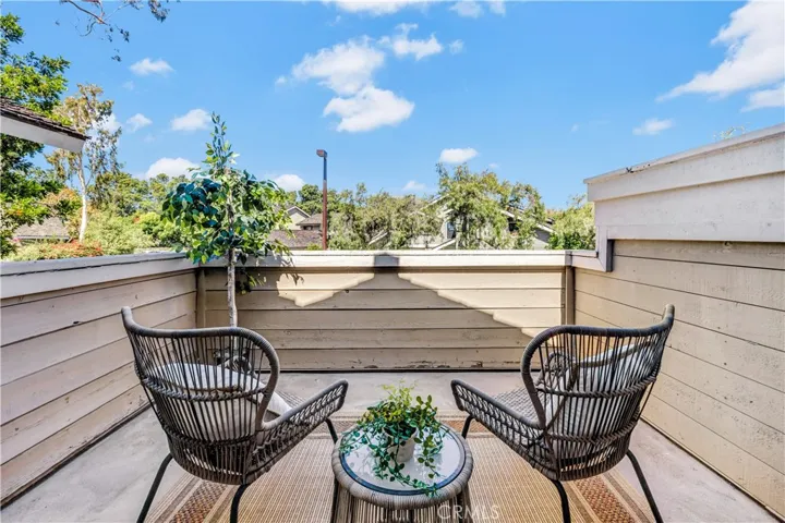 38 Pinewood 50, Irvine, California 92604