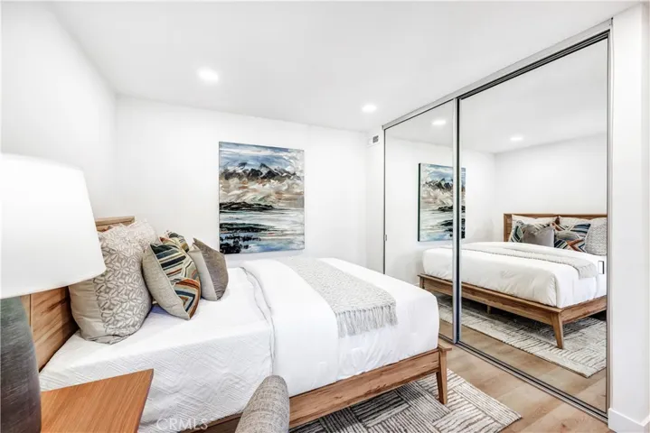 38 Pinewood 50, Irvine, California 92604