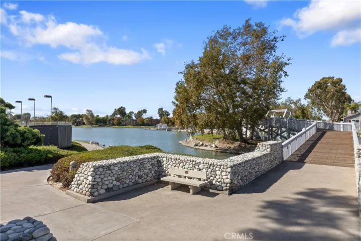 38 Pinewood 50, Irvine, California 92604