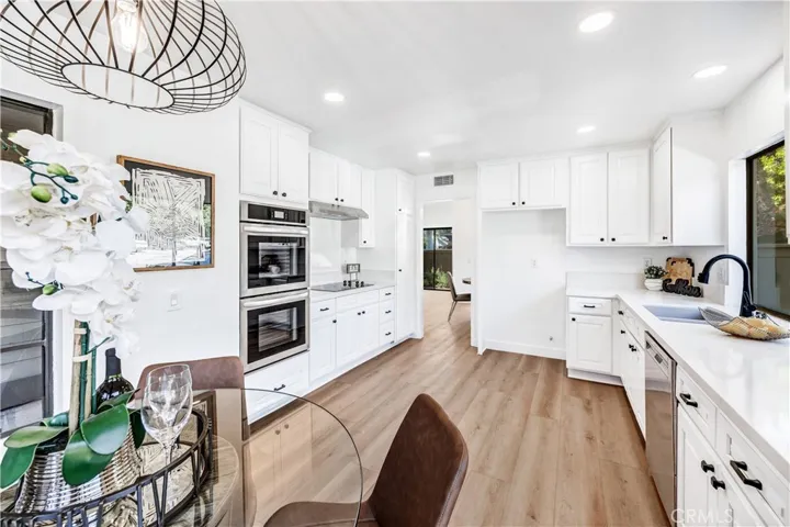 38 Pinewood 50, Irvine, California 92604