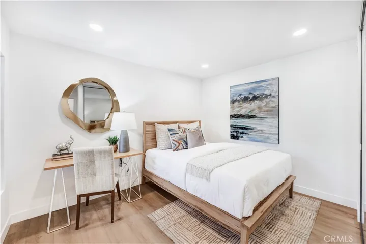 38 Pinewood 50, Irvine, California 92604