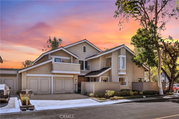38 Pinewood 50, Irvine, California 92604