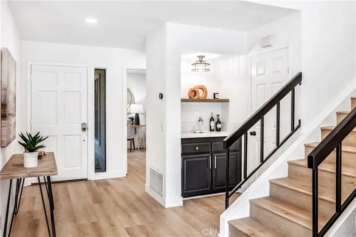 38 Pinewood 50, Irvine, California 92604