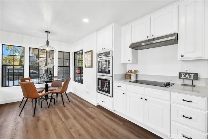 38 Pinewood 50, Irvine, California 92604