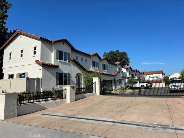 24751 Valley Street, Newhall, California 91321