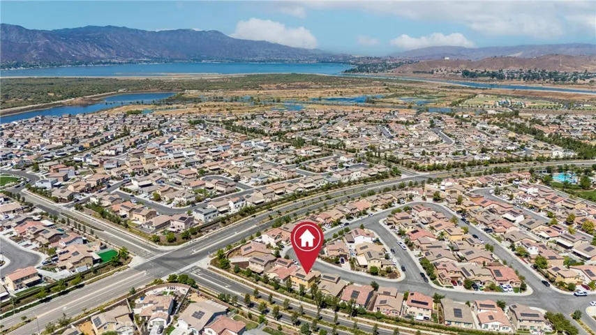 29430 Linden Place, Lake Elsinore, California 92530