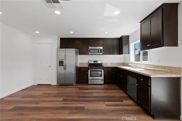 29430 Linden Place, Lake Elsinore, California 92530