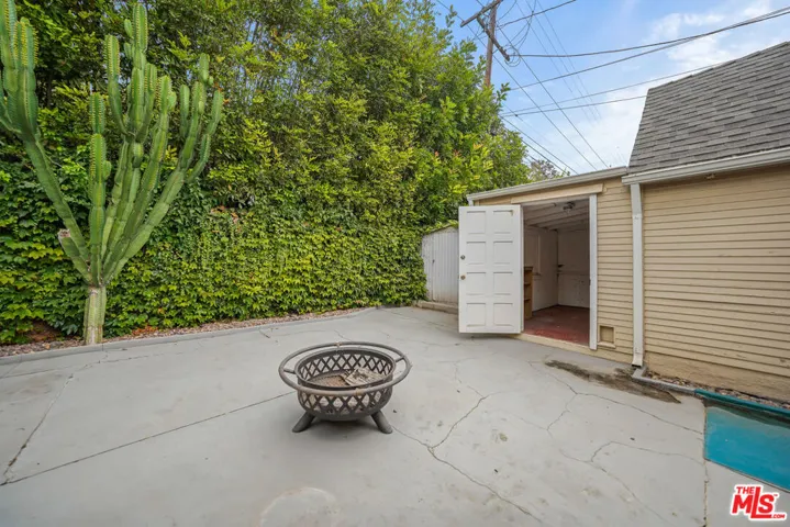 2044 Parnell Avenue, Los Angeles, California 90025