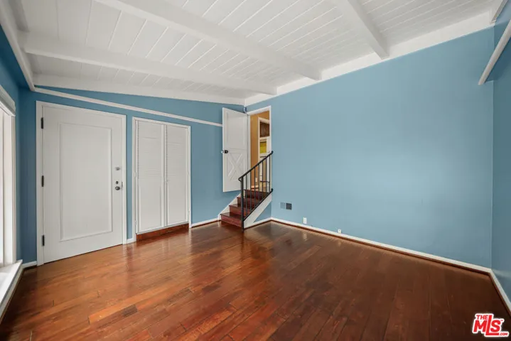 2044 Parnell Avenue, Los Angeles, California 90025