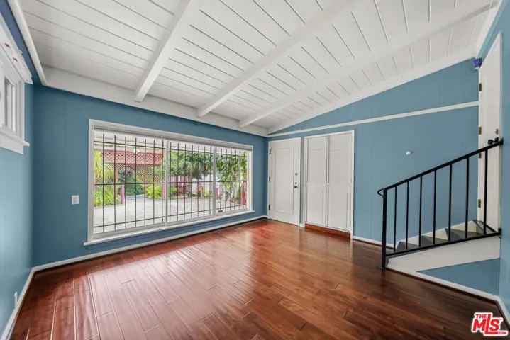 2044 Parnell Avenue, Los Angeles, California 90025