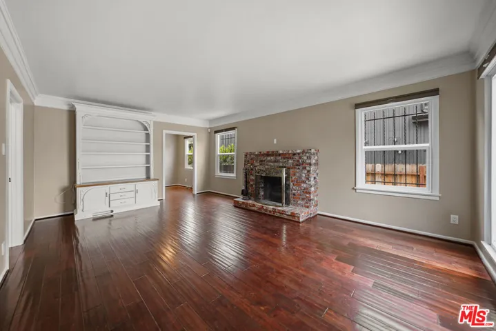 2044 Parnell Avenue, Los Angeles, California 90025
