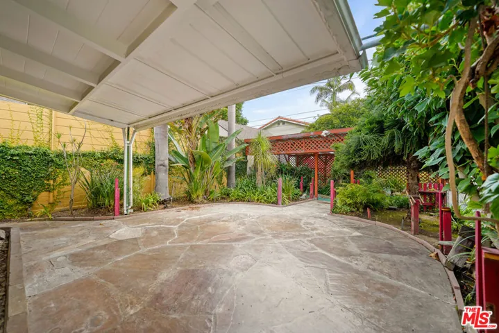 2044 Parnell Avenue, Los Angeles, California 90025