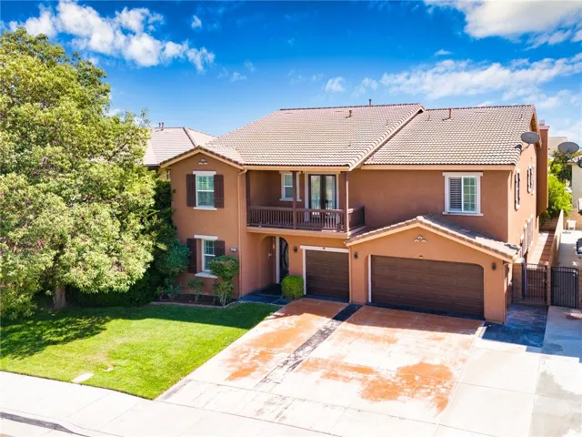 13777 Star Ruby Avenue, Eastvale, California 92880