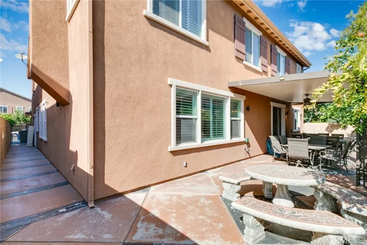 13777 Star Ruby Avenue, Eastvale, California 92880