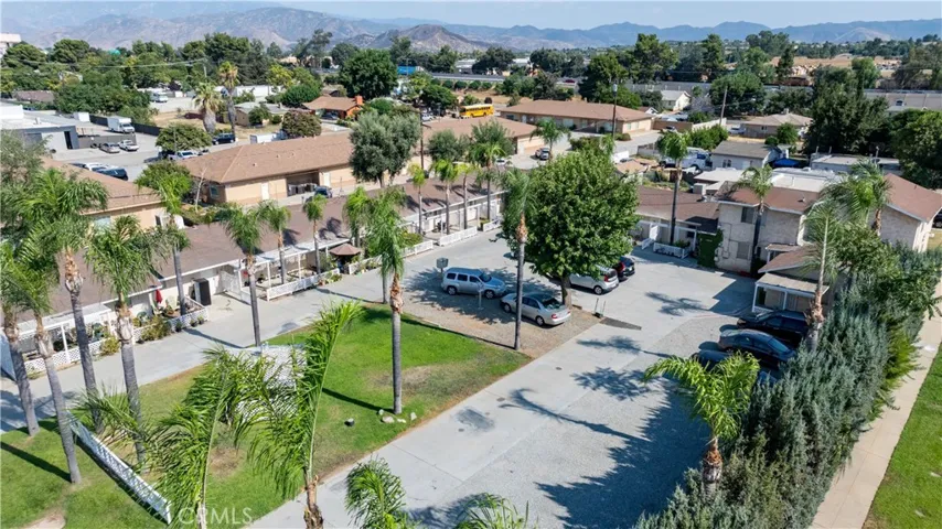 845 E 6th Street, Beaumont, California 92223
